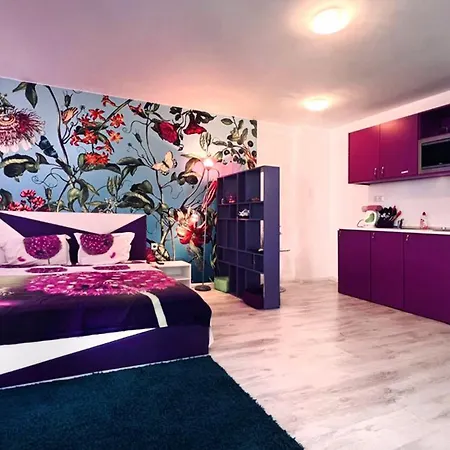 Luxury Romantic In Private With Parking And Pool バルチク
