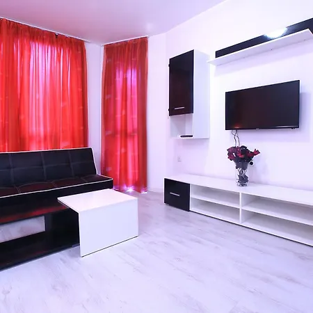 Luxury Romantic In Private With Parking And Pool * バルチク