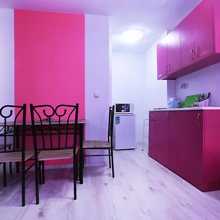 Luxury Romantic In Private With Parking And Pool アパート