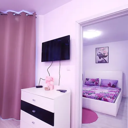 Luxury Romantic In Private With Parking And Pool アパート *