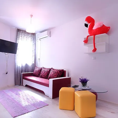 Luxury Romantic In Private With Parking And Pool Διαμέρισμα *